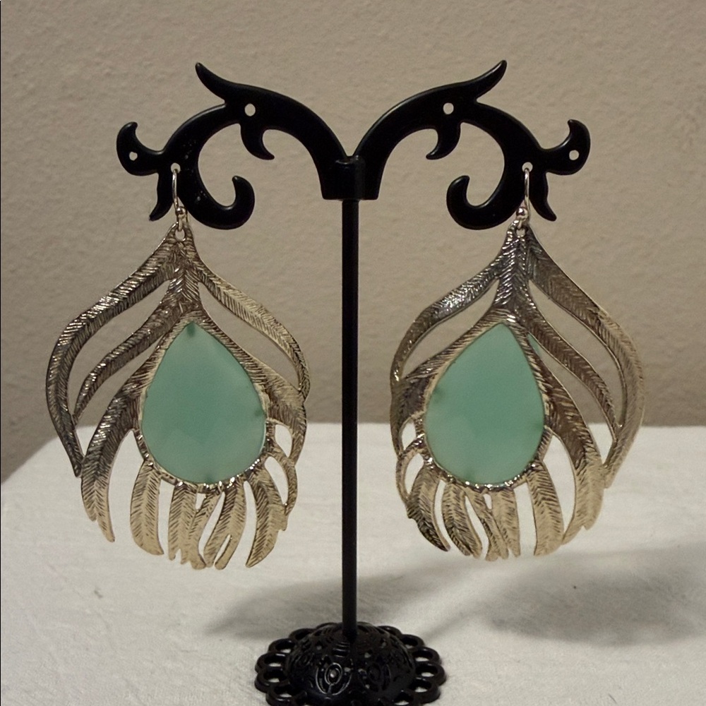 Elegant Silver-Tone and Green Teardrop Feather Boho Earrings